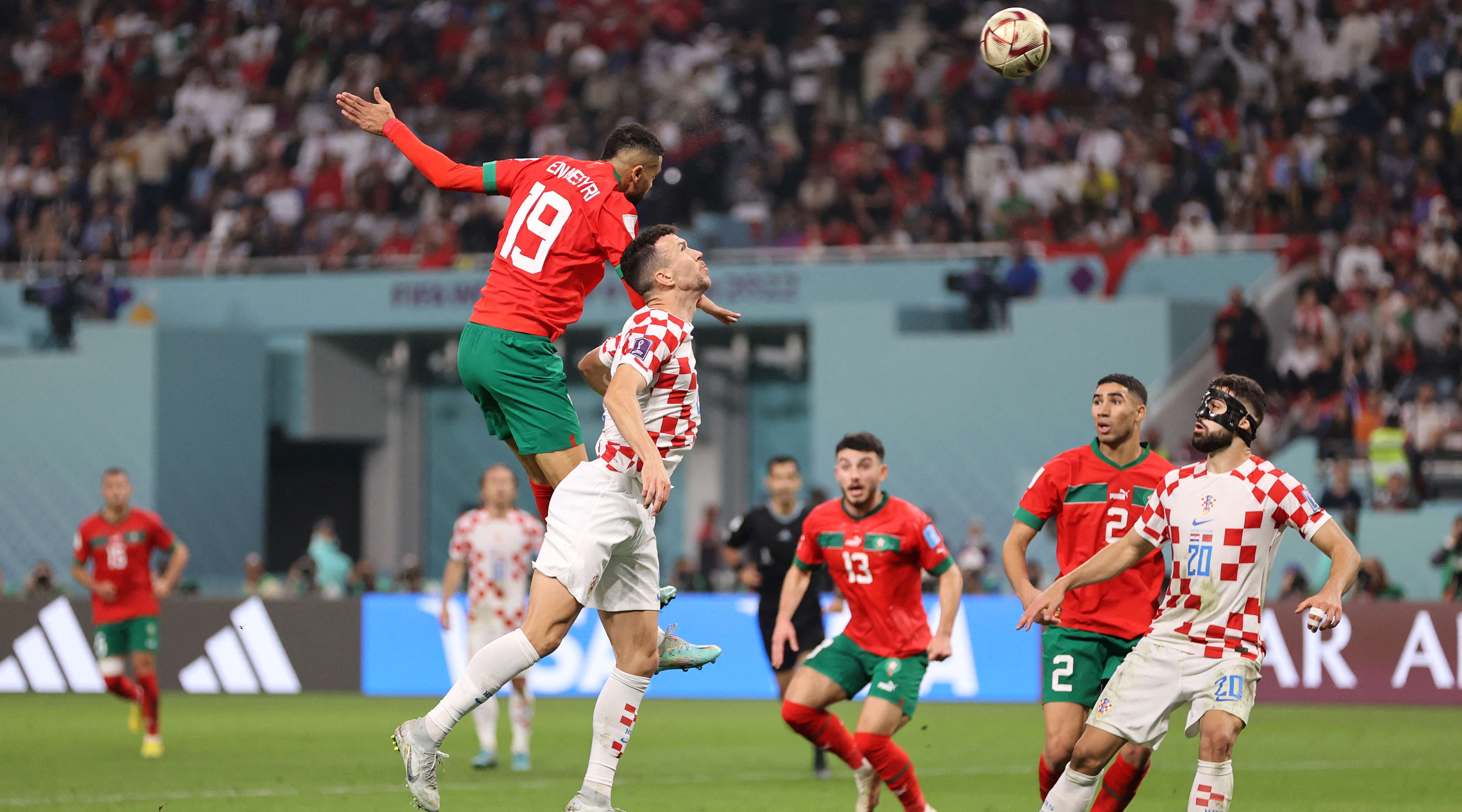 Матч хорватия марокко. Ливерпуль 2022. Матео ковачич 2022. Сборная марокко. Хорватия марокко 17.